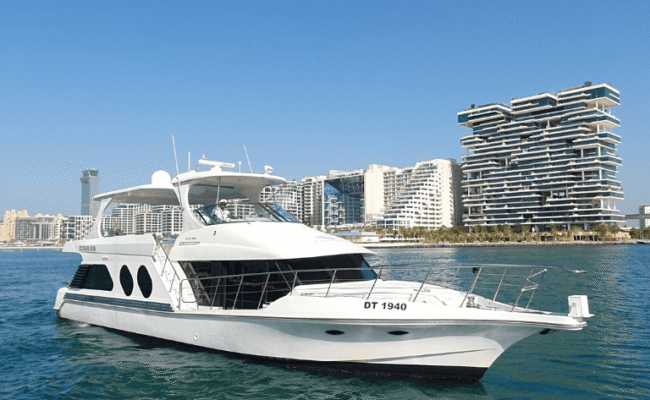 1 Hour Dubai Marina Private Yachts Tours