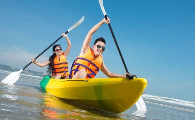Dolphin Bay Atlantis: A Magical Marine Adventure in Dubai