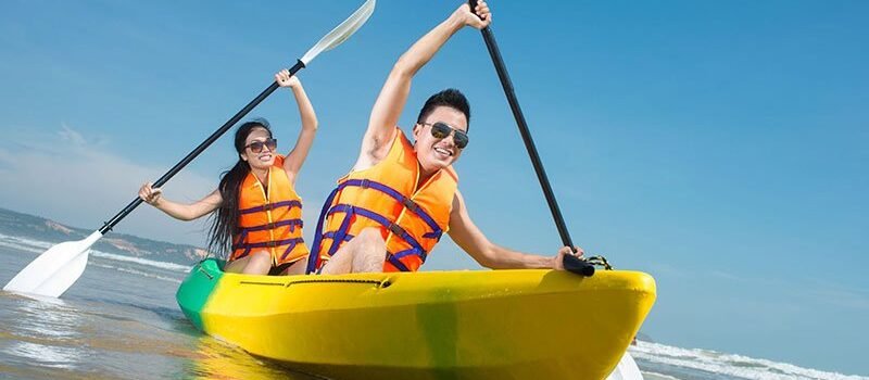 Dolphin Bay Atlantis: A Magical Marine Adventure in Dubai